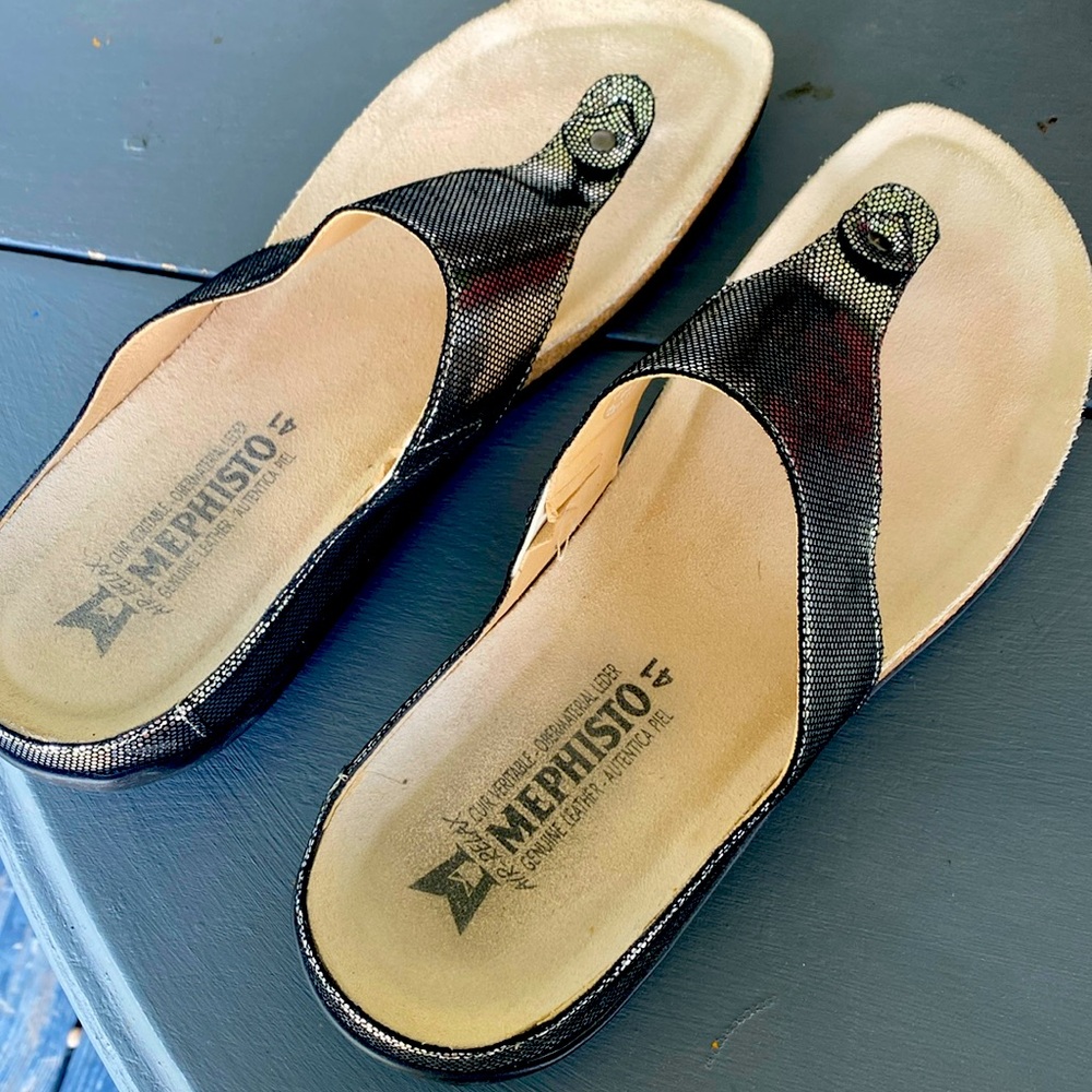 Stunning black metallic Mephisto sandals. Next to new.